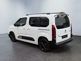 Voertuigafbeelding 2