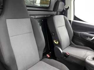 Voertuigafbeelding 30