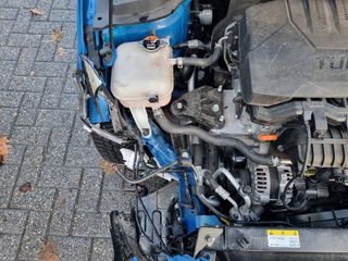 Voertuigafbeelding 9