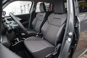 Voertuigafbeelding 12