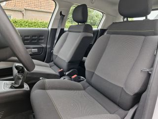 Voertuigafbeelding 2