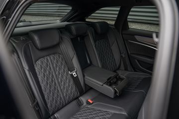 Voertuigafbeelding 70