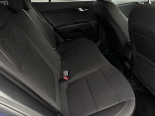 Voertuigafbeelding 12