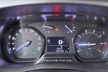 Voertuigafbeelding 21