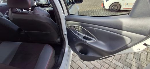 Voertuigafbeelding 21