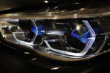 Voertuigafbeelding 30