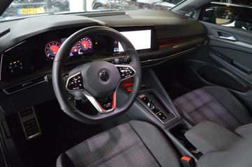 Voertuigafbeelding 10