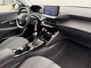 Voertuigafbeelding 12