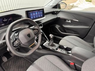 Voertuigafbeelding 8