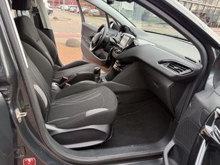 Voertuigafbeelding 19