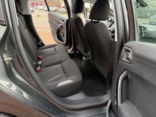 Voertuigafbeelding 51