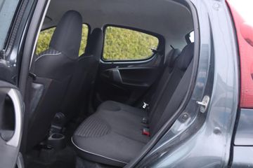 Voertuigafbeelding 4