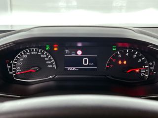 Voertuigafbeelding 8