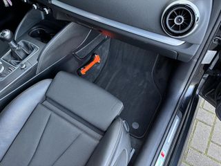 Voertuigafbeelding 32