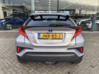 Voertuigafbeelding 6