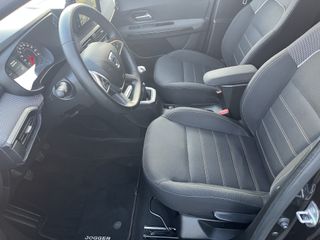 Voertuigafbeelding 3