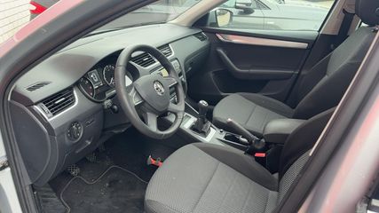 Voertuigafbeelding 4