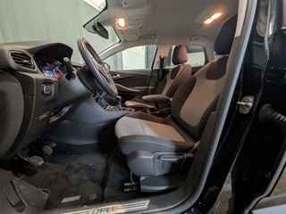 Voertuigafbeelding 6