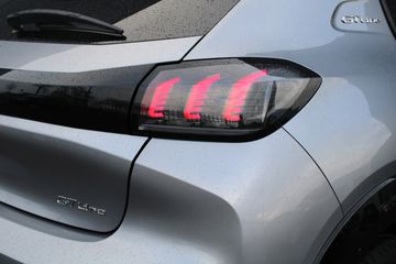 Voertuigafbeelding 10