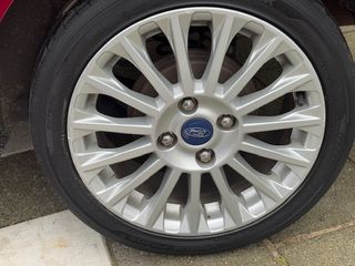 Voertuigafbeelding 4