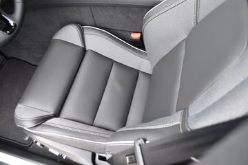 Voertuigafbeelding 15