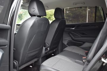 Voertuigafbeelding 8