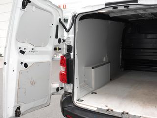 Voertuigafbeelding 28