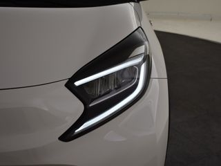 Voertuigafbeelding 12