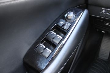 Voertuigafbeelding 12