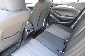 Voertuigafbeelding 9