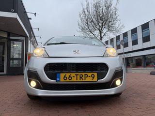 Voertuigafbeelding 4