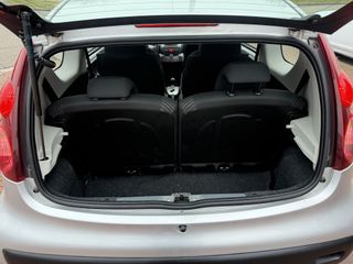 Voertuigafbeelding 7