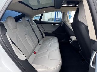 Voertuigafbeelding 21