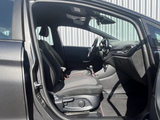 Voertuigafbeelding 9