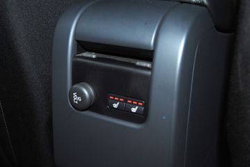 Voertuigafbeelding 8