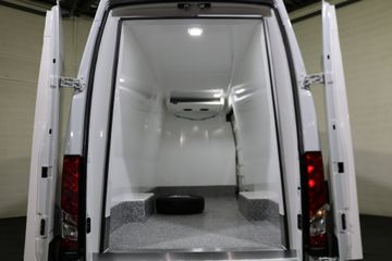 Voertuigafbeelding 13