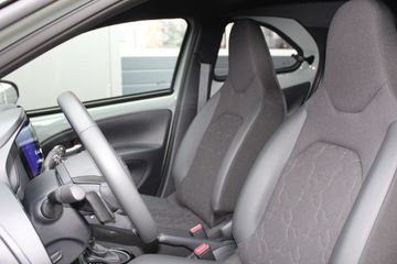 Voertuigafbeelding 13