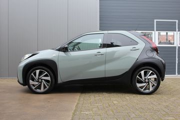 Voertuigafbeelding 4