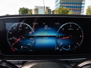 Voertuigafbeelding 12