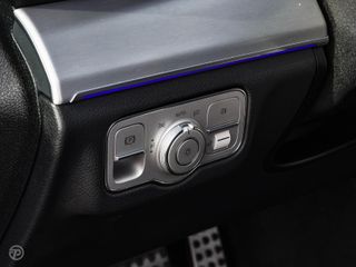 Voertuigafbeelding 36