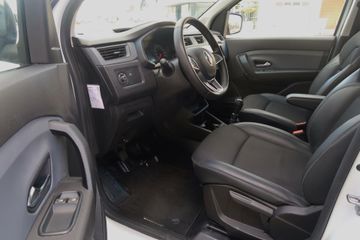 Voertuigafbeelding 6