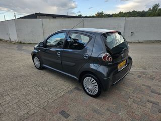 Voertuigafbeelding 2