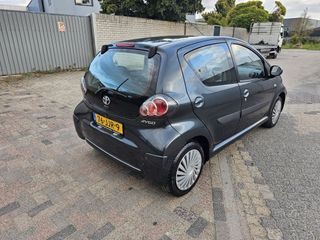 Voertuigafbeelding 4