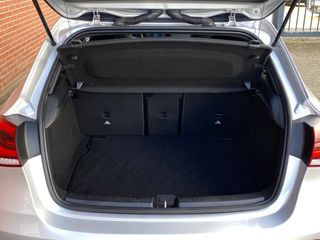 Voertuigafbeelding 25