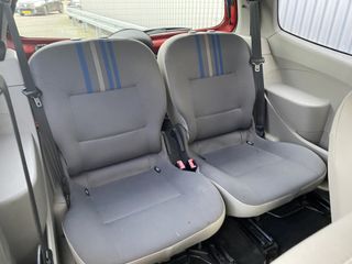 Voertuigafbeelding 15