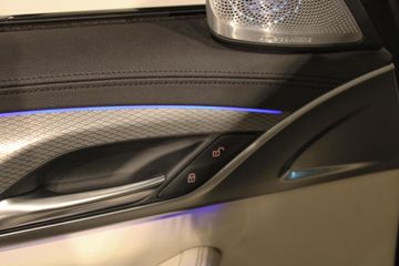 Voertuigafbeelding 32