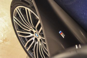 Voertuigafbeelding 76