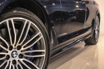 Voertuigafbeelding 77