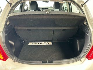 Voertuigafbeelding 10