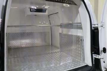 Voertuigafbeelding 12